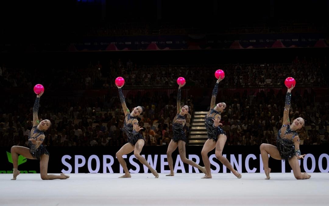 Brasil se recupera e garante o ouro nas Cinco Bolas do Mundial de Ginástica Rítmica