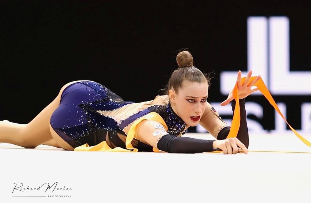 Darja Varfolomeev encerra Mundial de ginástica rítmica com vitória na fita