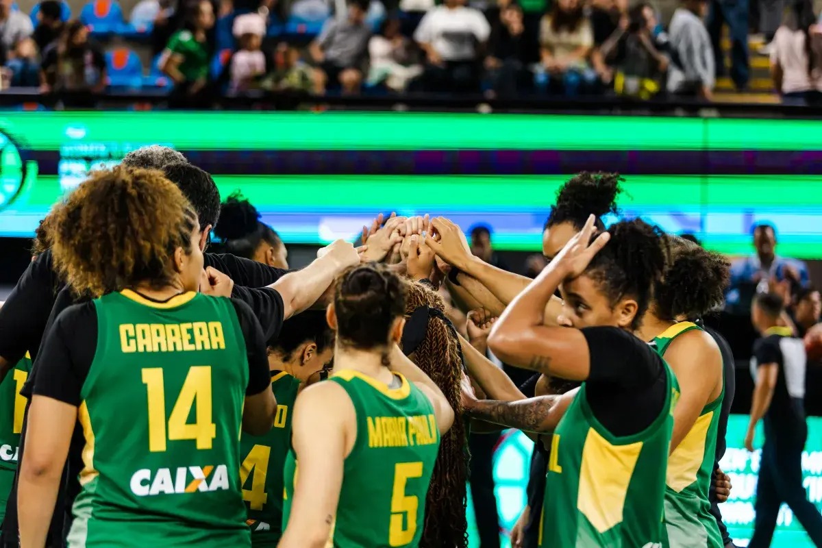 Que aperto! Brasil vence Nova Zelândia em jogo disputado até o final e ainda pode se classificar para próxima fase.