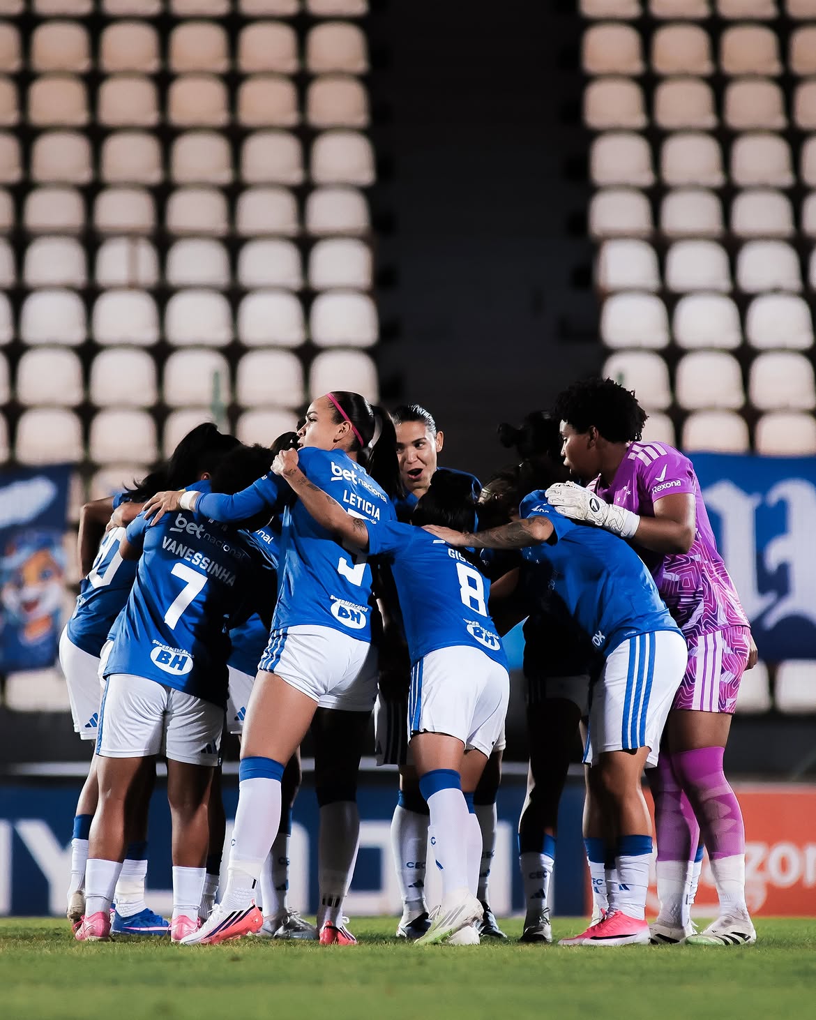 Cruzeiro empata com o Palmeiras e garante classificação às quartas do Brasileirão Feminino