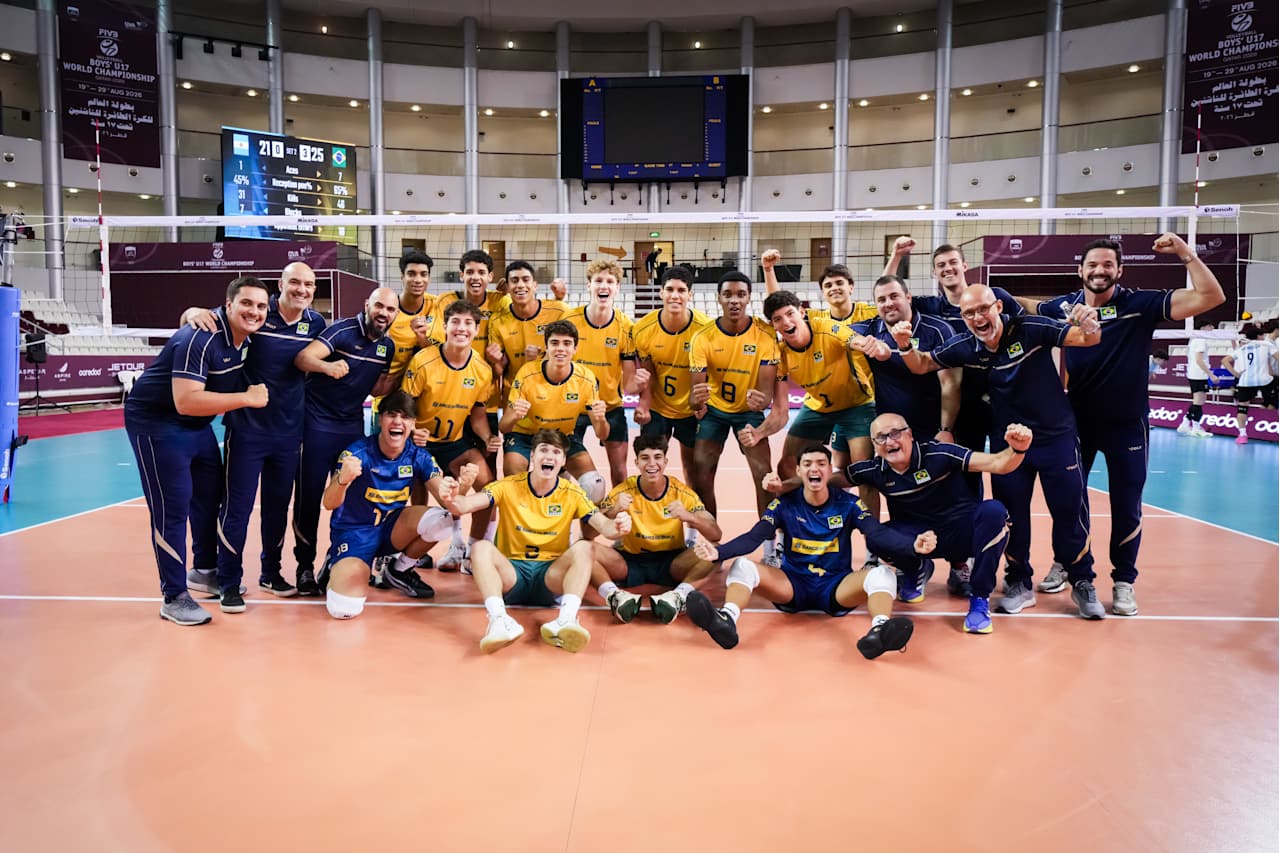 Brasil domina Argentina e termina primeira fase do mundial sub17 de vôlei invicto