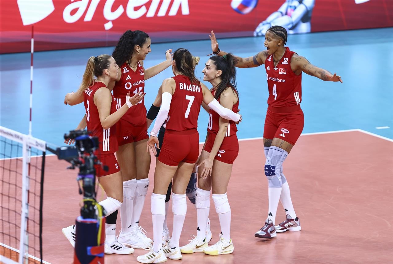 Turquia alcança a terceira vitória no Europeu de vôlei feminino