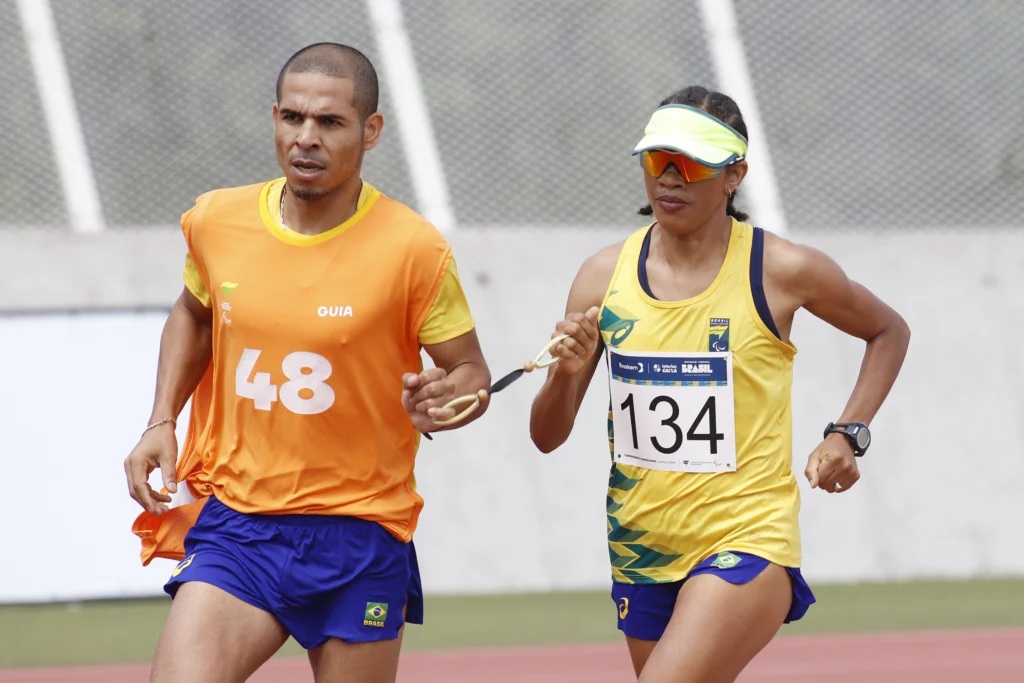 Atleta baiana representa Brasil na Maratona Internacional de Buenos Aires