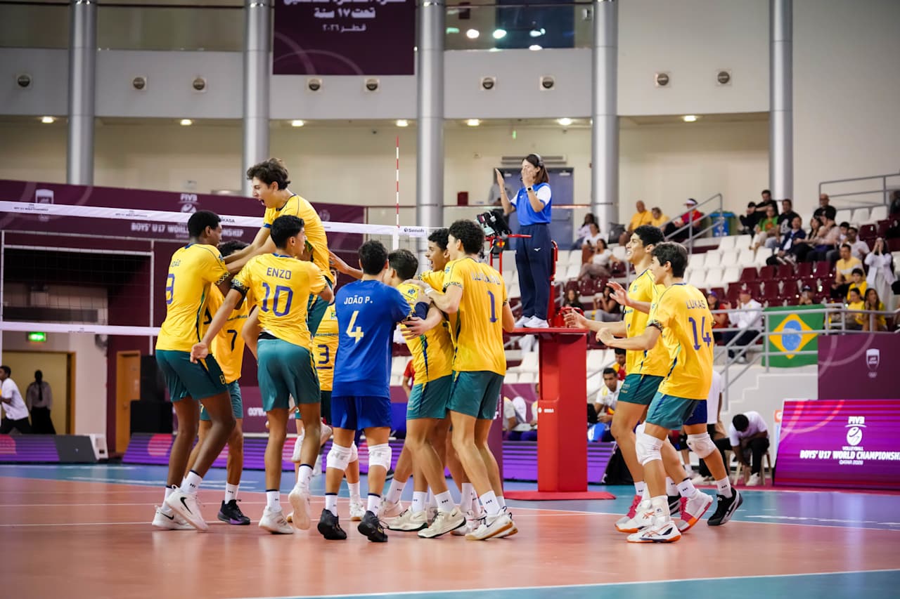 Brasil passa pela Venezuela e vai encarar a França na semifinal do mundial sub17 de vôlei