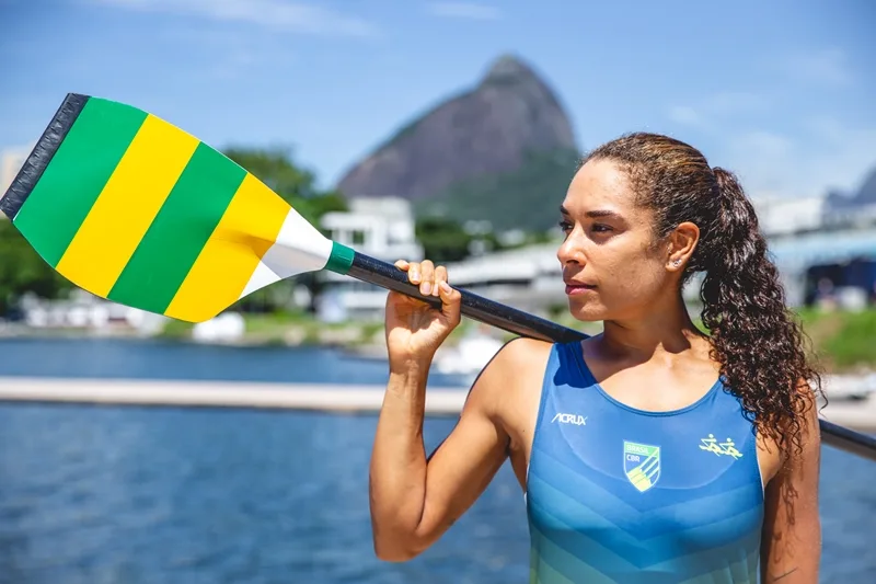 Beatriz Tavares alcança semifinal no skiff simples do Mundial de Remo