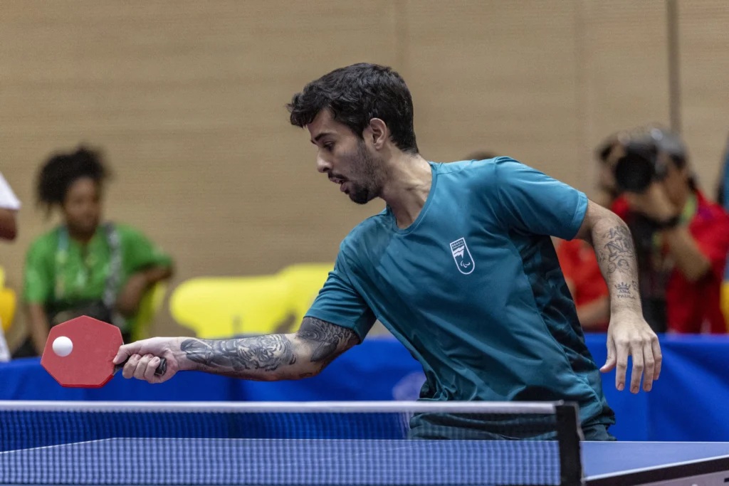 Seleção Brasileira de tênis de mesa paralímpico conquista quatro medalhas em competição internacional na Finlândia