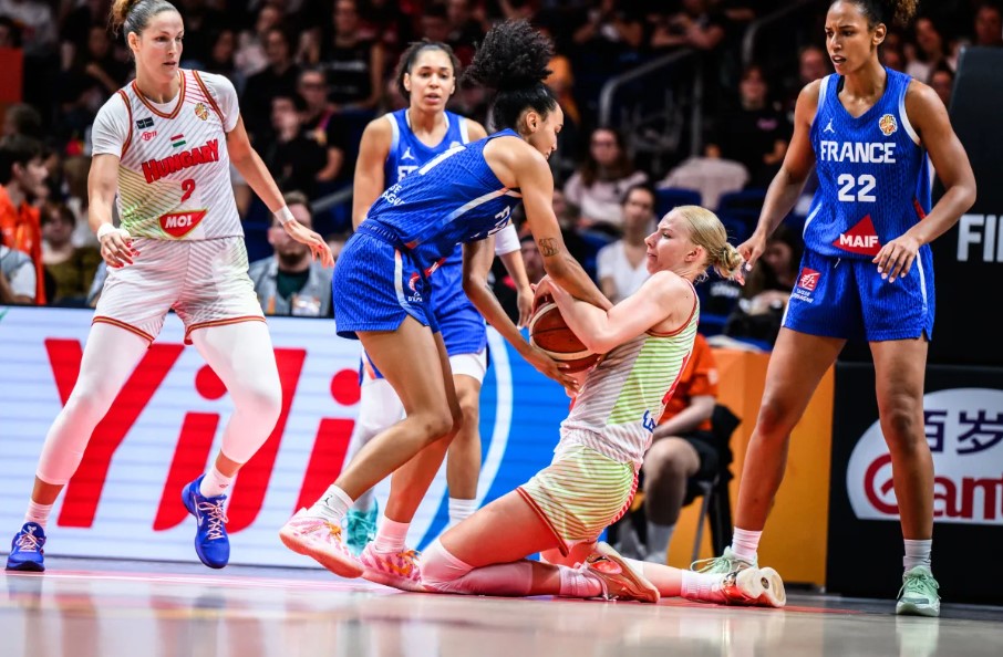 Copa do Mundo Feminina de basquete: EUA se impõe, França e Espanha atropelam e demais favoritas vencem na estreia