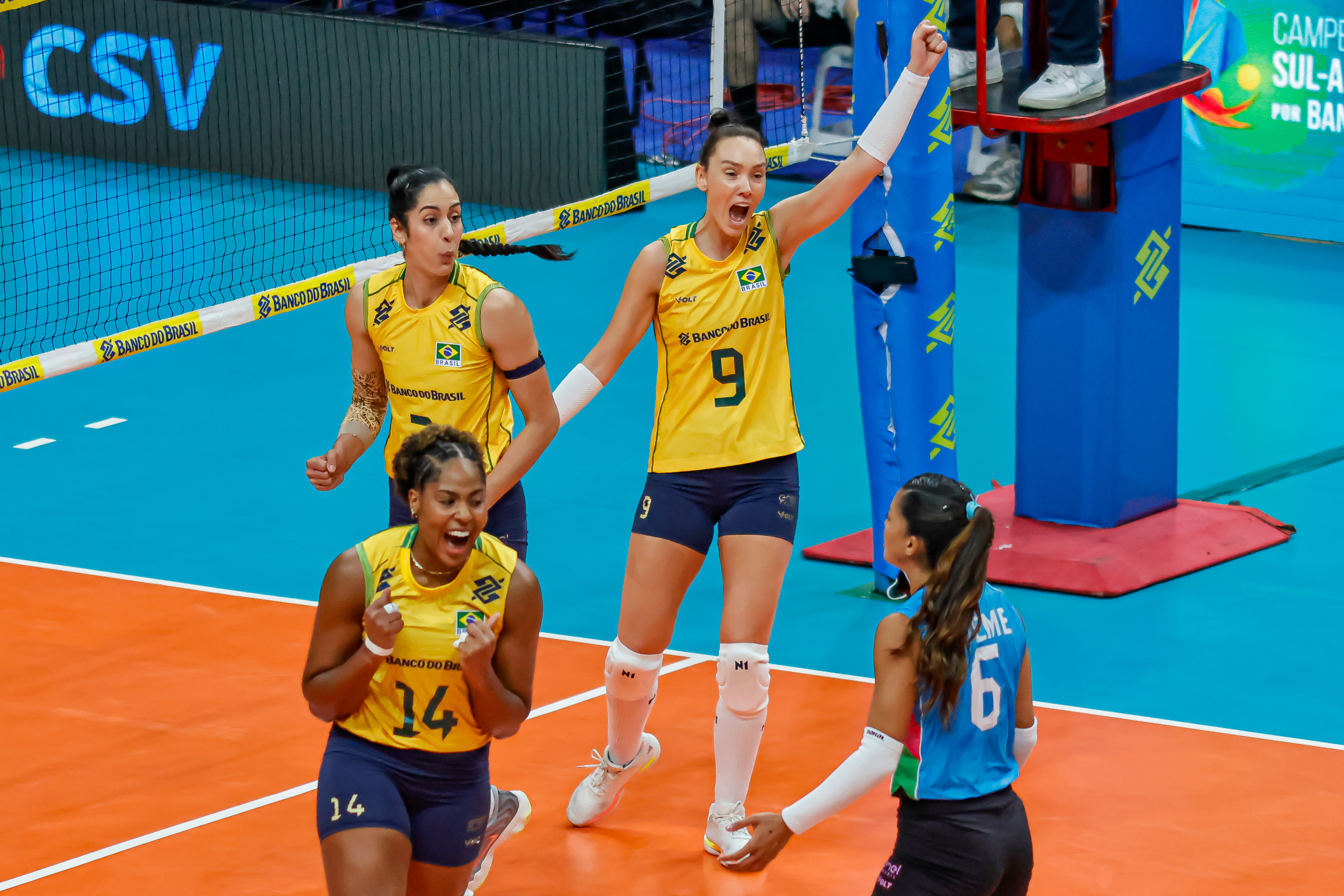 VAGA EM LA-28! Brasil derrota Argentina e conquista sul-americano feminino de vôlei