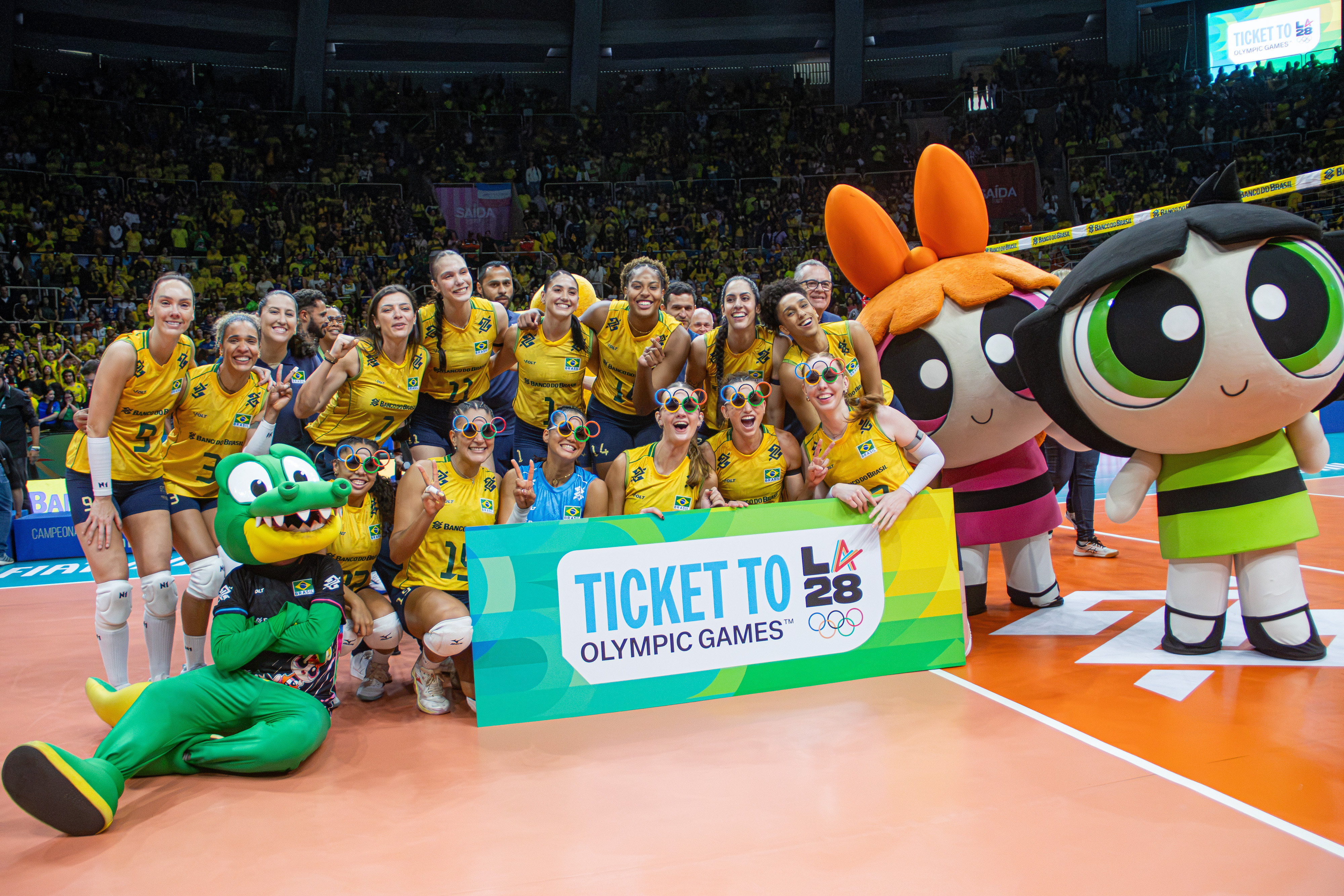 Vôlei feminino confirma favoritismo e delegação brasileira para Los Angeles chega a 39 nomes