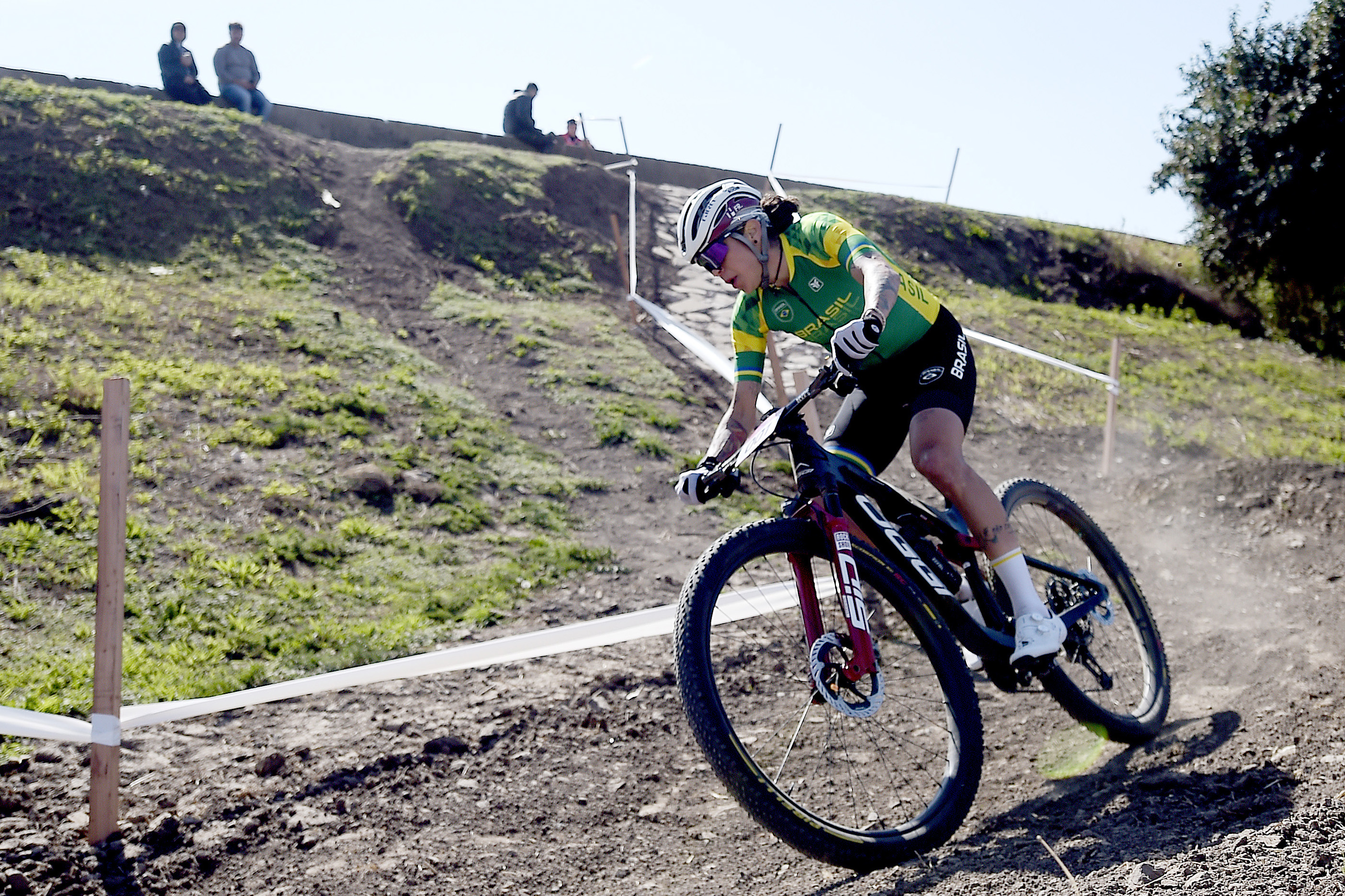 Brasil conquista prata e dois bronzes no cross-country do mountain bike dos Jogos Sul-Americanos de Santa Fé