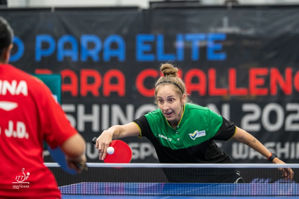Brasil conquista oito medalhas nas chaves individuais em competição de tênis de mesa paralímpico na França