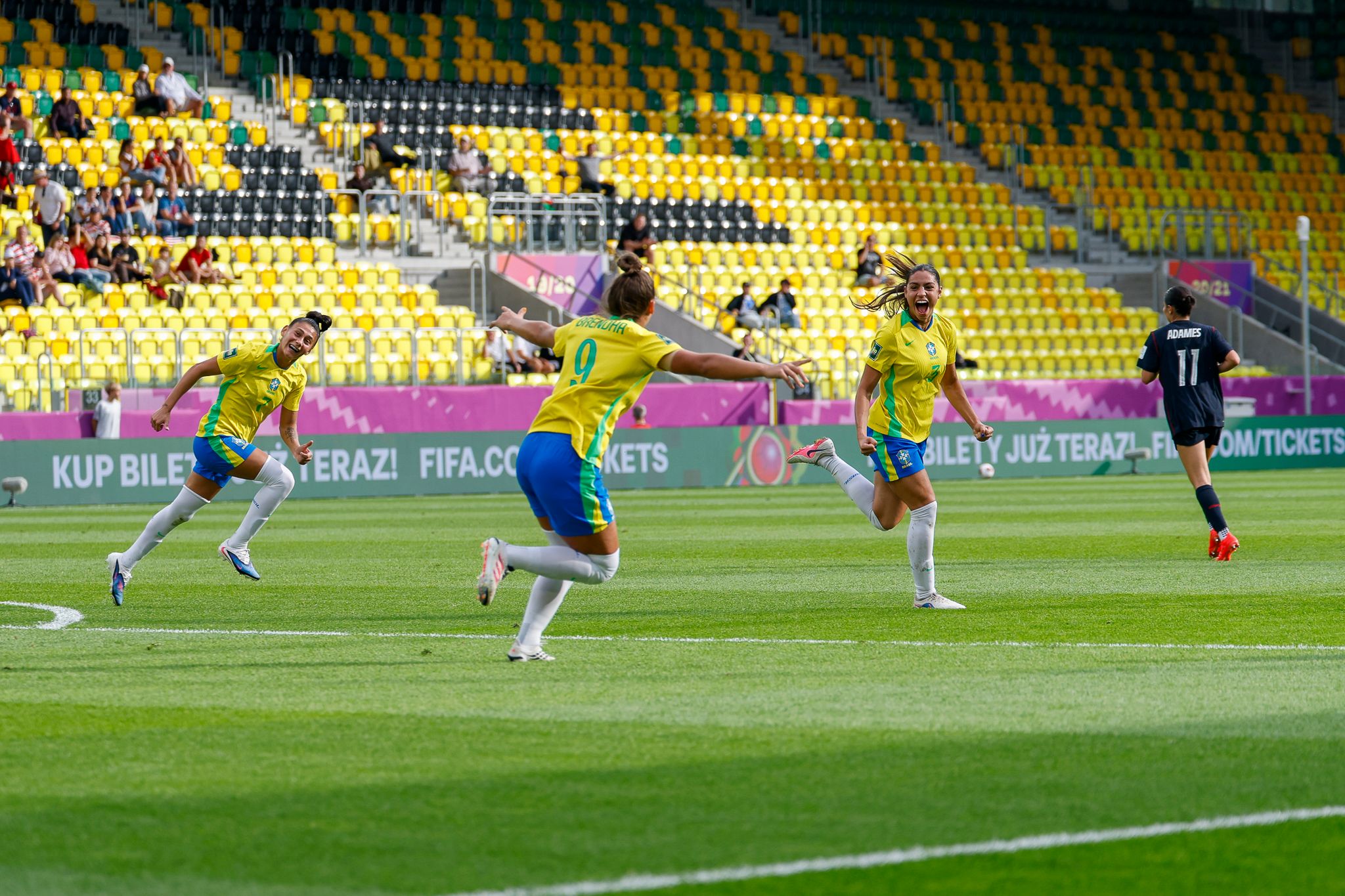 Brasil vence os Estados Unidos nos pênaltis e avança às quartas da Copa do Mundo Feminina Sub 20