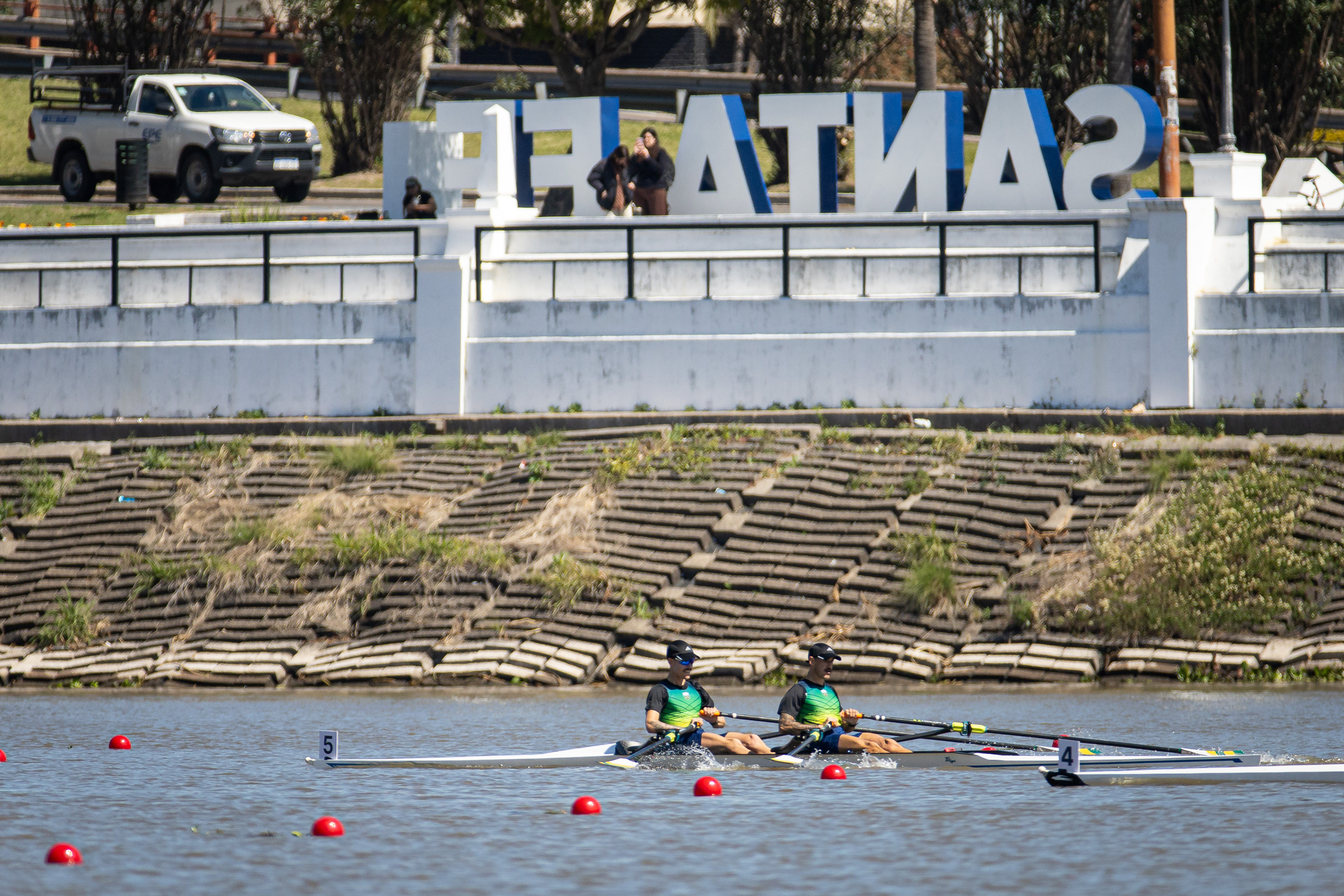 Brasil conquista prata e dois bronzes na disputa do remo nos Jogos Sul-Americanos de Santa Fé