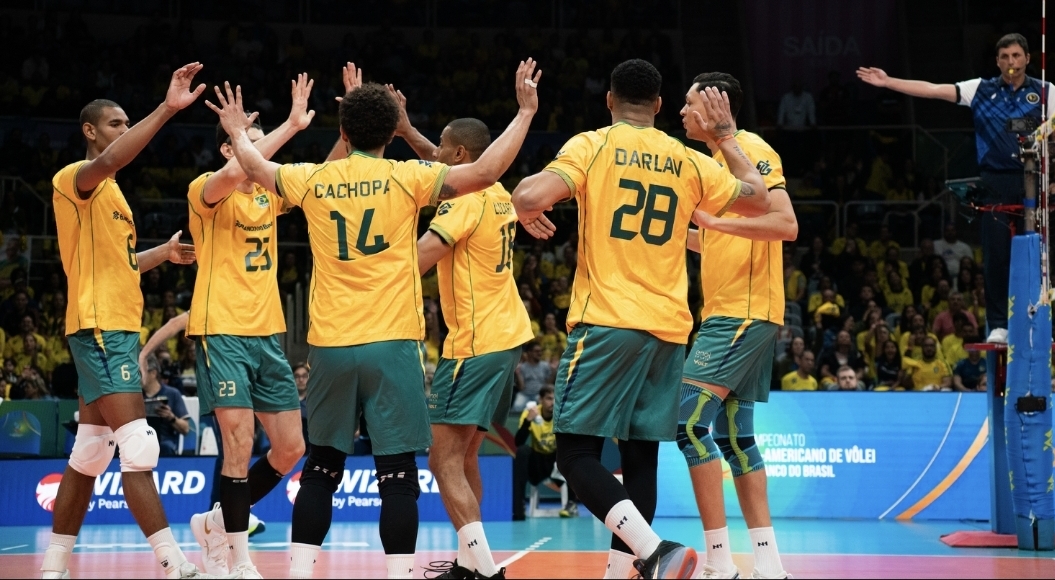 Brasil sofre no início, mas bate Colômbia no Sul-americano masculino de vôlei