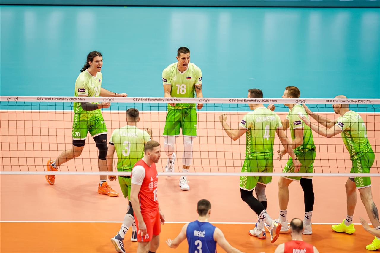 Eslovênia atropela e chega as quartas de final do Europeu de vôlei masculino