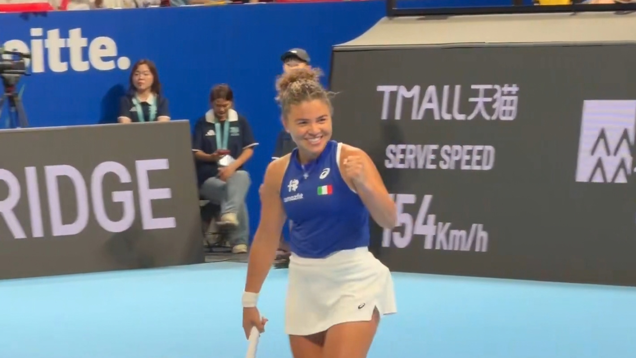Jasmine Paolini em ação na Billie Jean King Cup 2026.