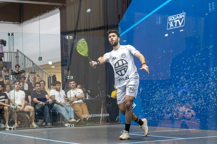 Squash protagonista com sua "quadra de vidro" na COB Expo