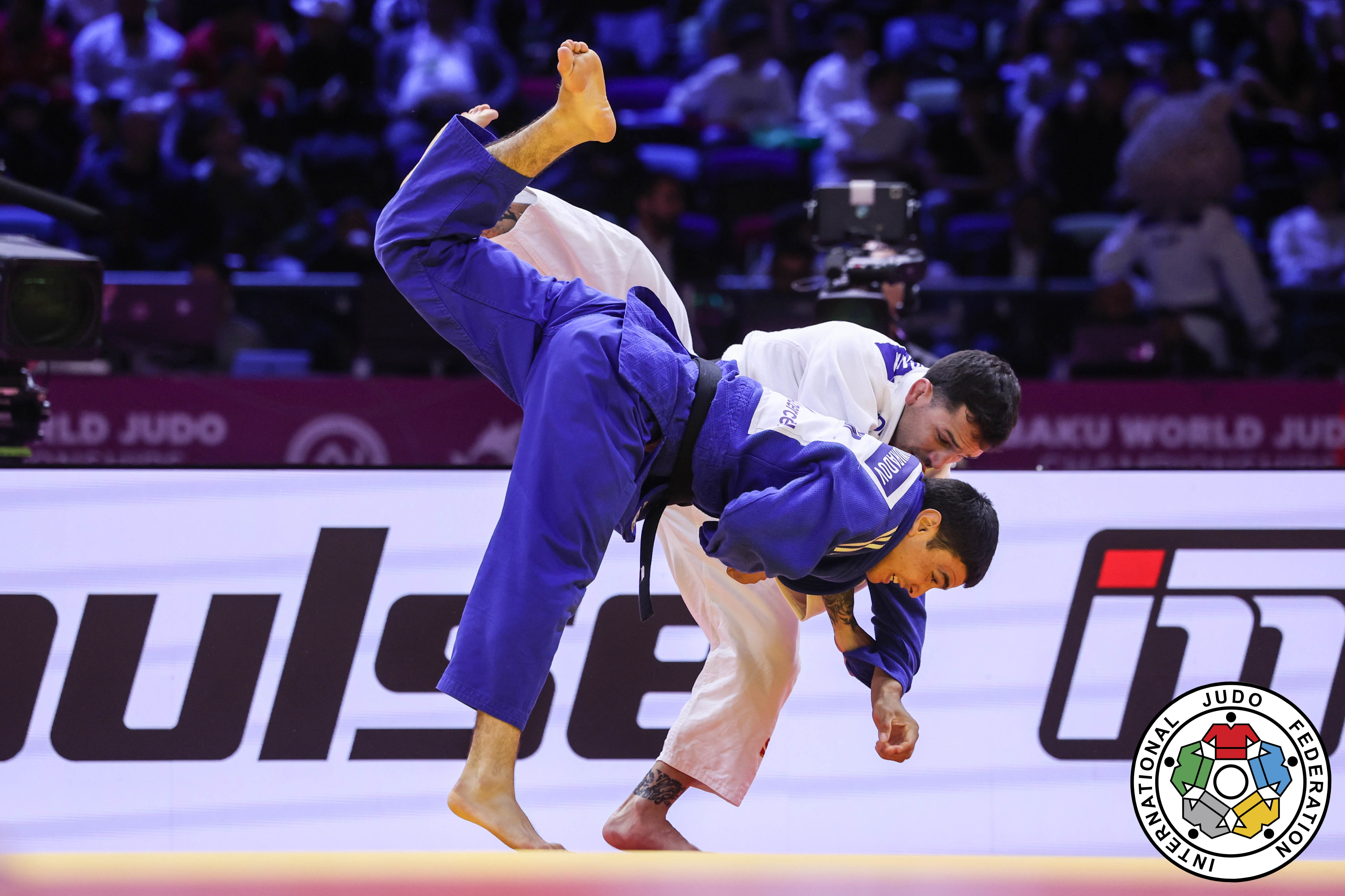 Daniel Cargnin é derrotado na disputa de bronze do Mundial de judô