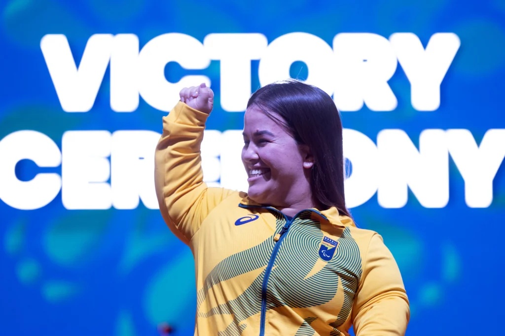 Mariana D'Andrea bate recorde e Brasil domina pódios com quatro ouros no Open das Américas de halterofilismo paralímpico