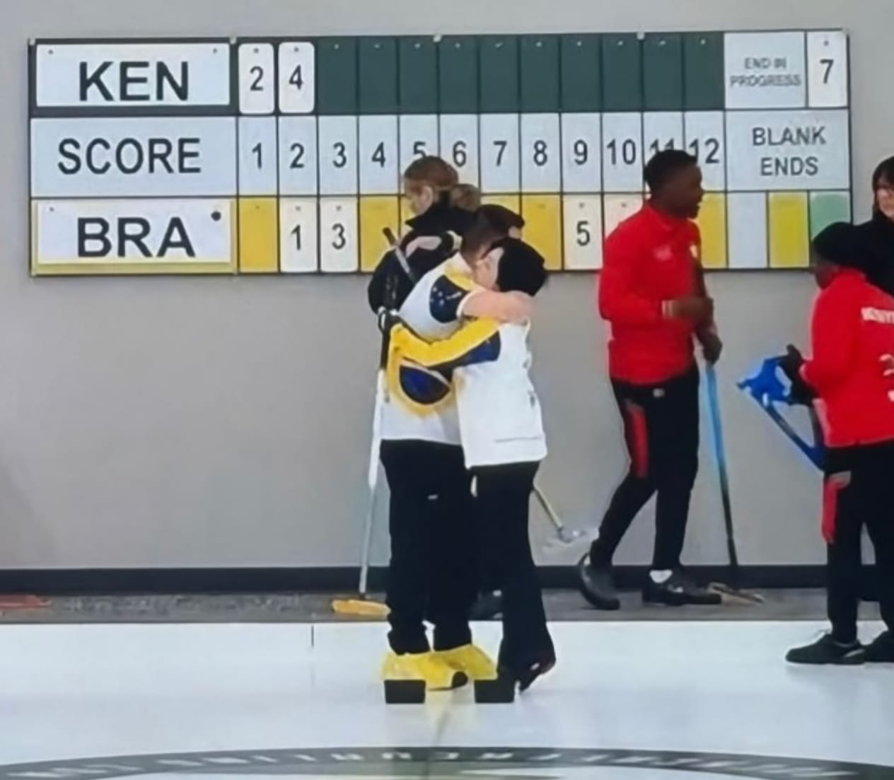Brasil se despede da Qualificação Mundial do Curling para duplas mistas
