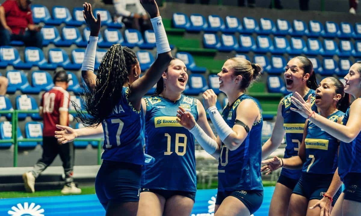 Karina comanda o Brasil contra a Bolívia