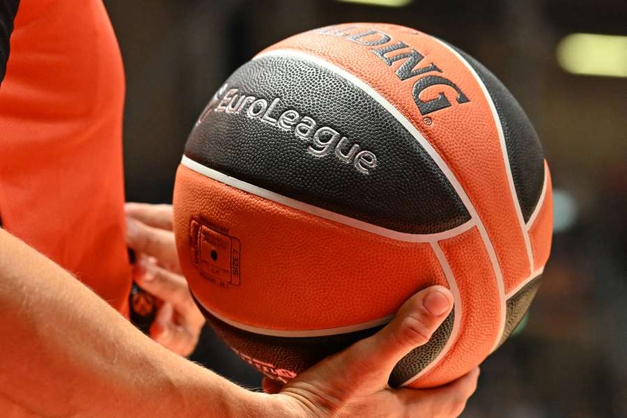 FIBA e NBA seguem com planos na Europa após Euroliga rejeitar fusão