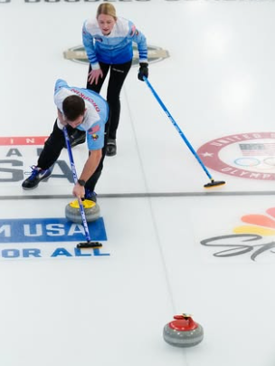 Estados Unidos ganham a Qualificação Mundial do Curling para duplas mistas
