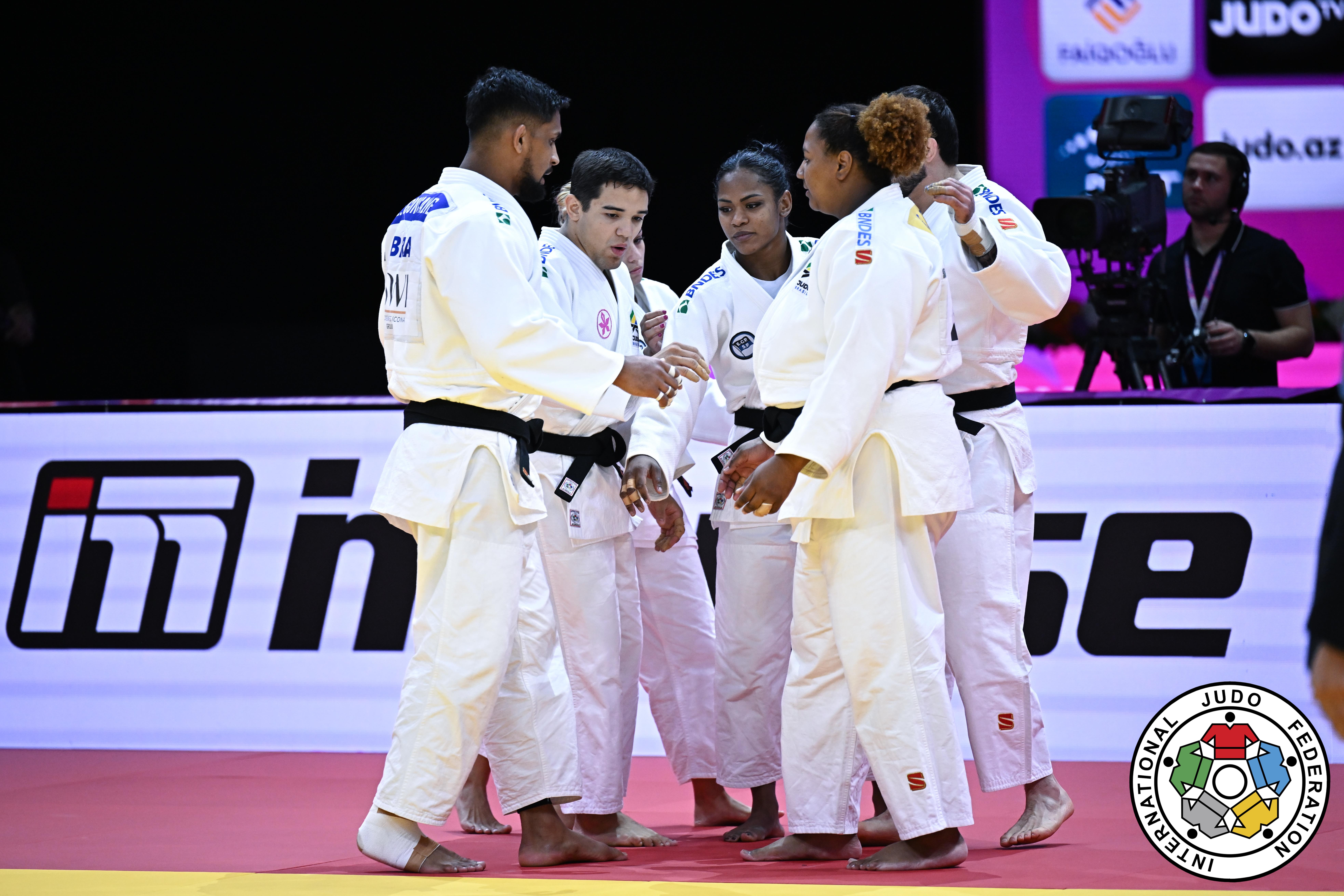 Brasil cai na estreia da competição de equipes mistas do Mundial de judô