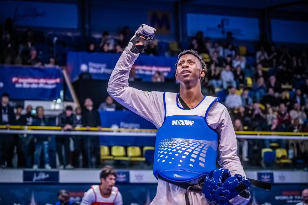 Atual campeão mundial, Henrique Marques vence no Grand Prix de Paris de Taekwondo 2026