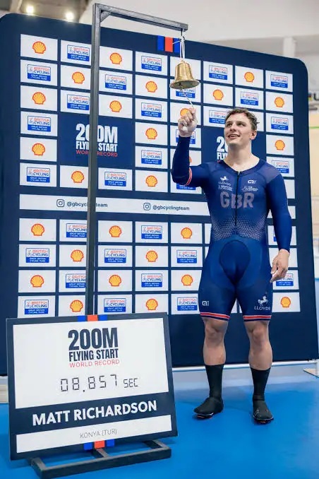 Medalhista mundial, ciclista britânico não vai disputar o Mundial de ciclismo de pista