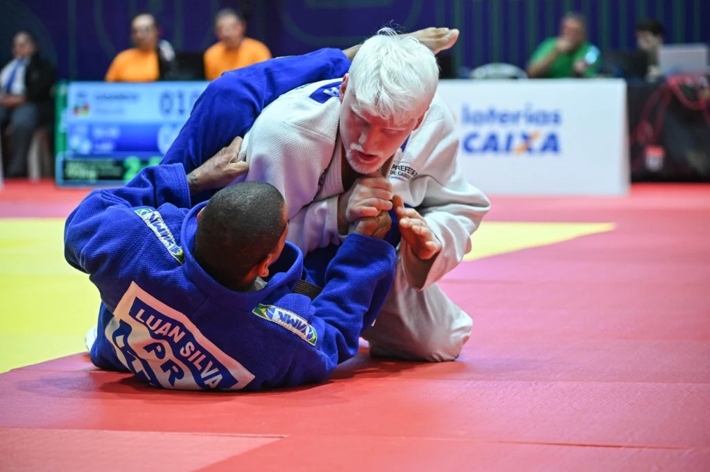 Atletas da Seleção vencem Grand Prix de judô paralímpico no CTPB antes de último compromisso do ano