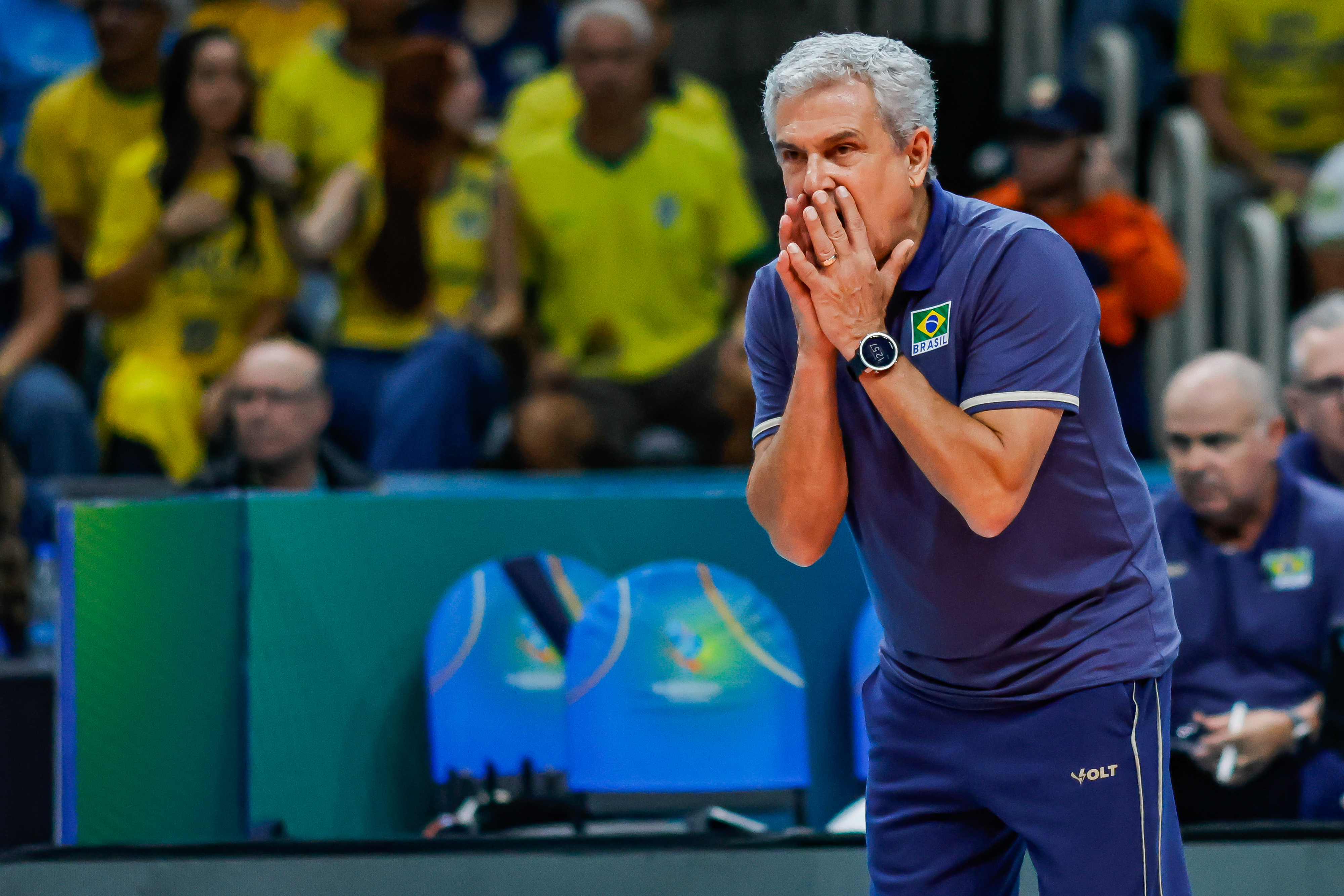 Zé Roberto Guimarães revela que houve três propostas na mesa e escolheu treinar nos Estados Unidos