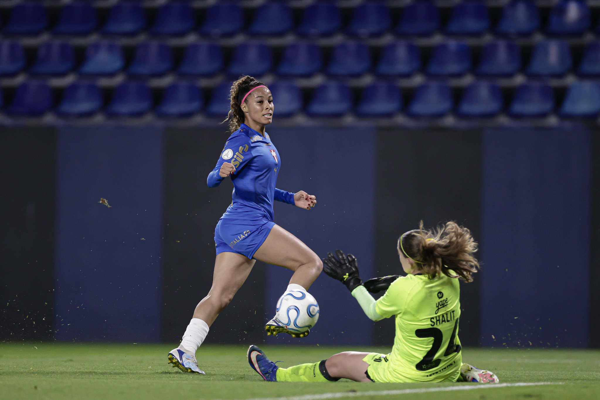 Brena marca, Palmeiras bate Universitario e é líder do grupo B da Libertadores Feminina