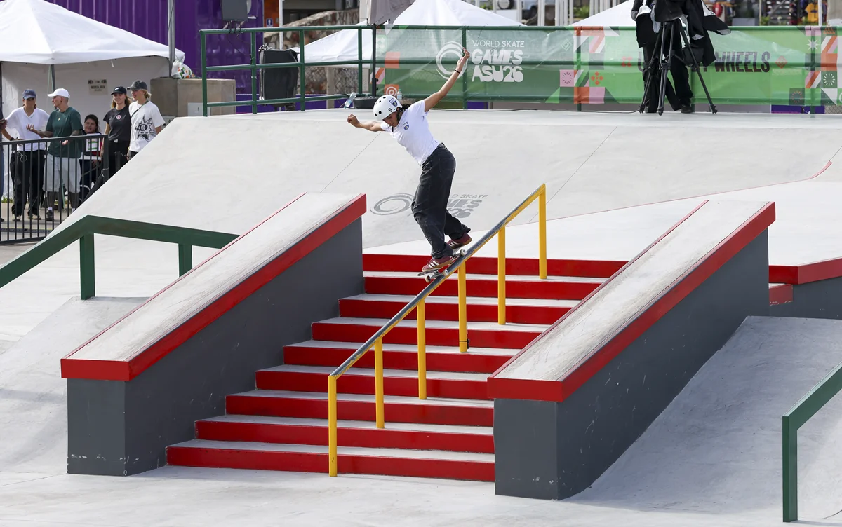 10 brasileiros avançam no primeiro dia de Mundial de skate street