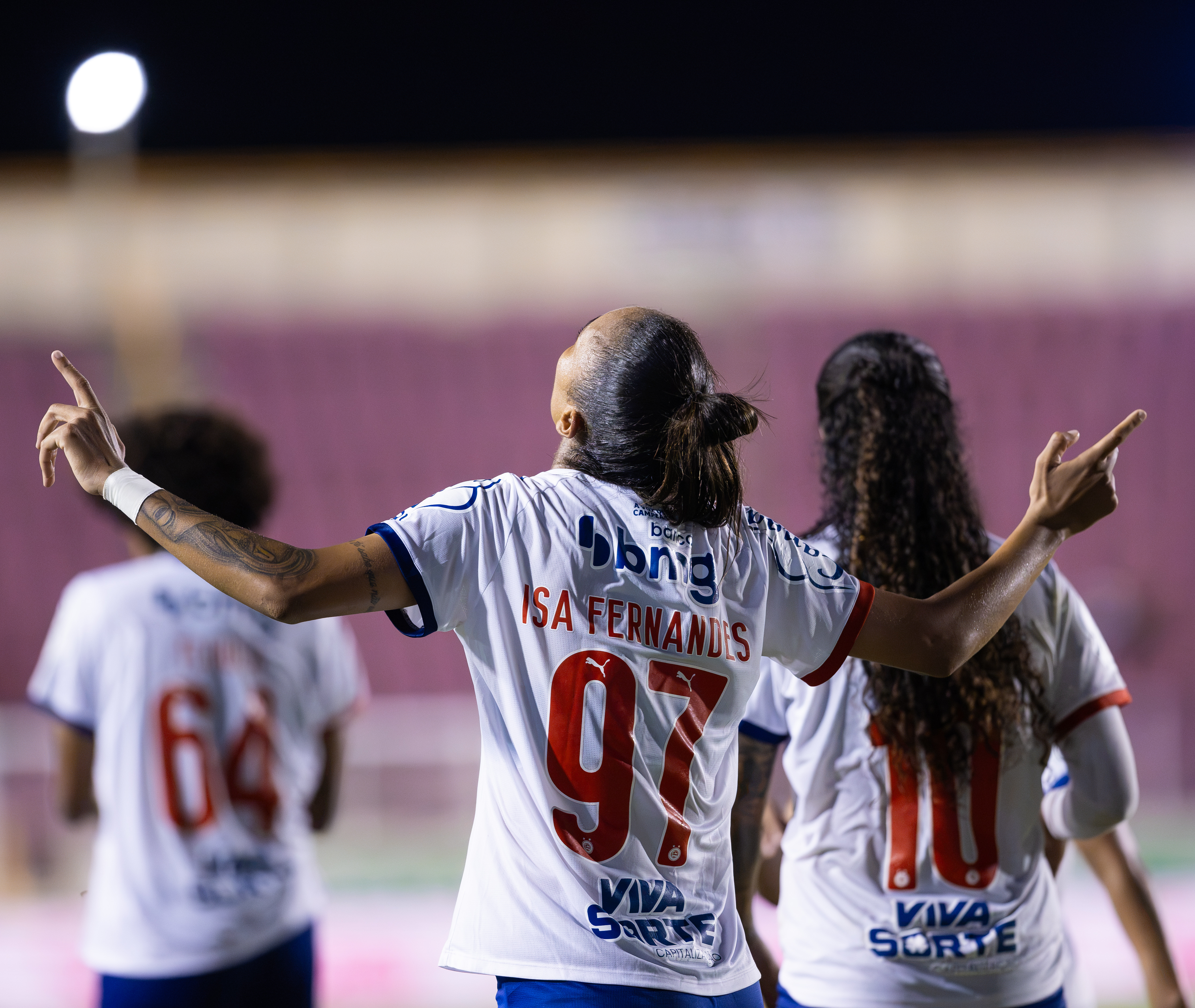 Bahia bate o São Paulo por 2 a 1 em Aracaju e abre vantagem nas quartas de final da Copa do Brasil Feminina