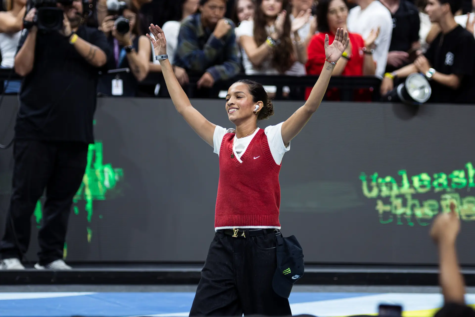 Rayssa Leal e Giovanni Vianna avançam para a final do Mundial de skate street