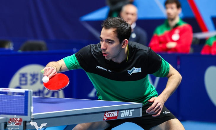Hugo Calderano e Bruna Takahashi avançam nas competições individuais do Pan-Americano de tênis de mesa