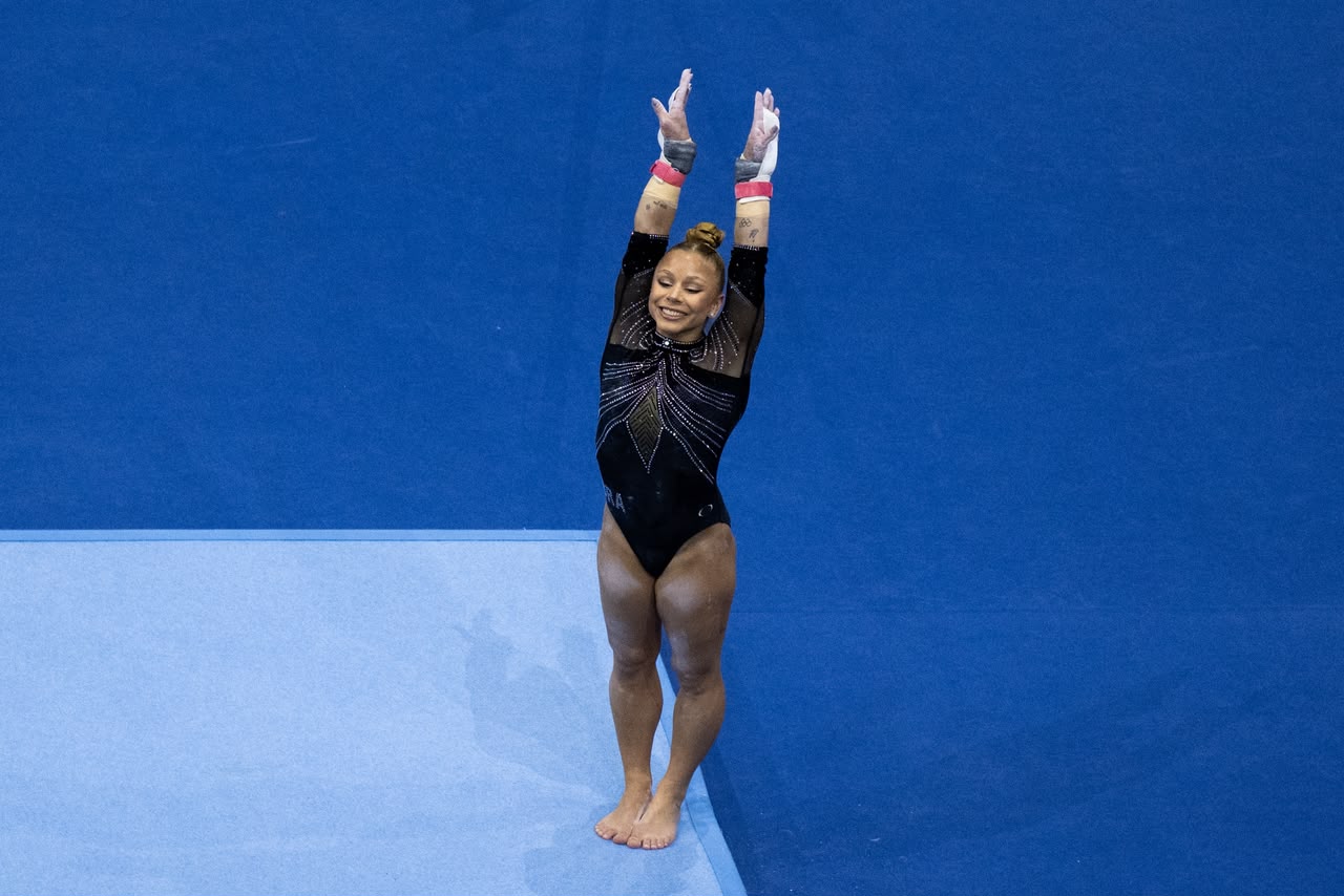 Flávia Saraiva é 12º e Lorrane Oliveira 21º no Individual Geral no Mundial de ginástica artística
