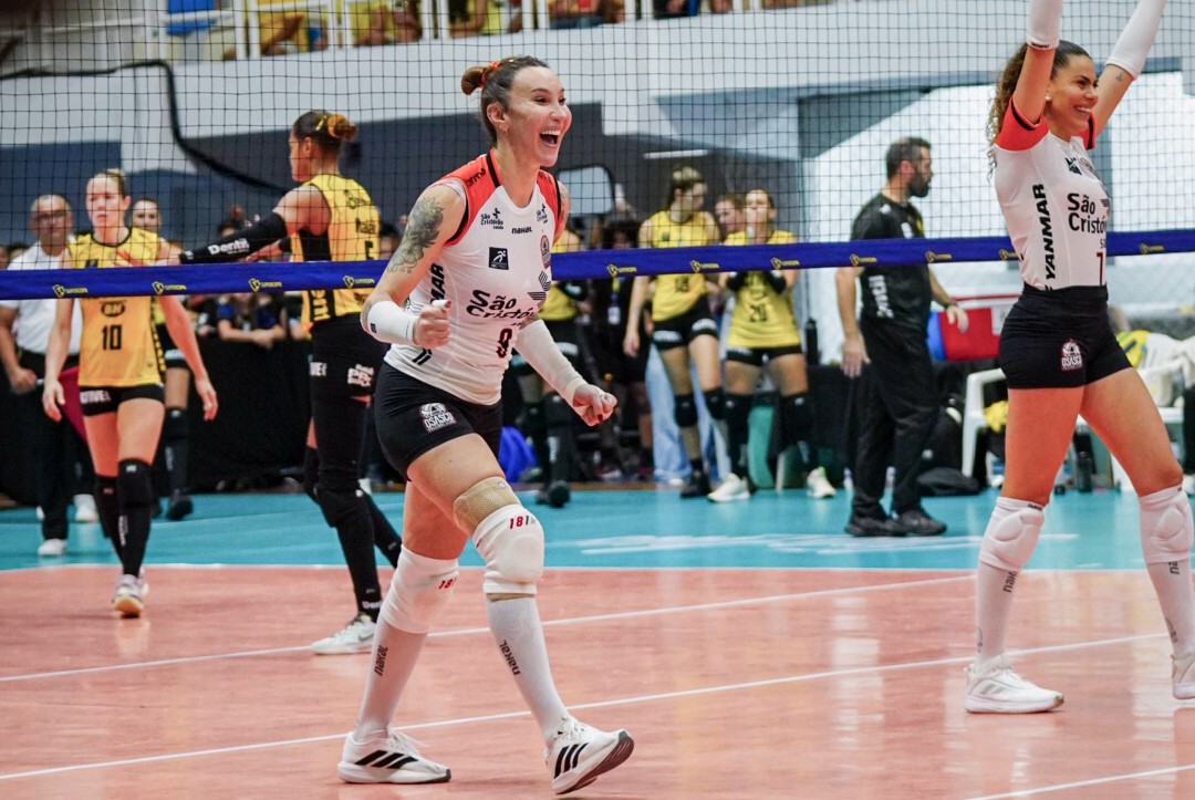 Tifanny Abreu tem liminar suspensa e novamente fica impedida de jogar