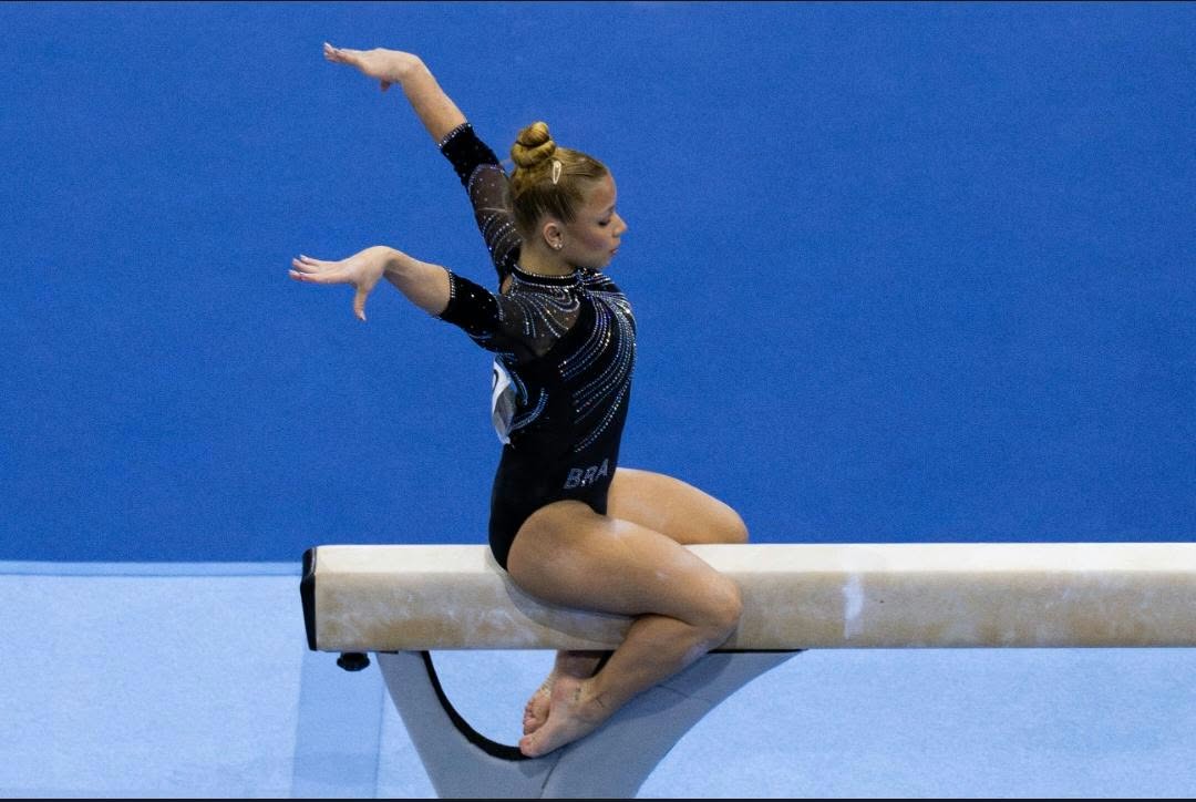 Flávia Saraiva entra na história e conquista o bronze na Trave do Mundial de ginástica artística