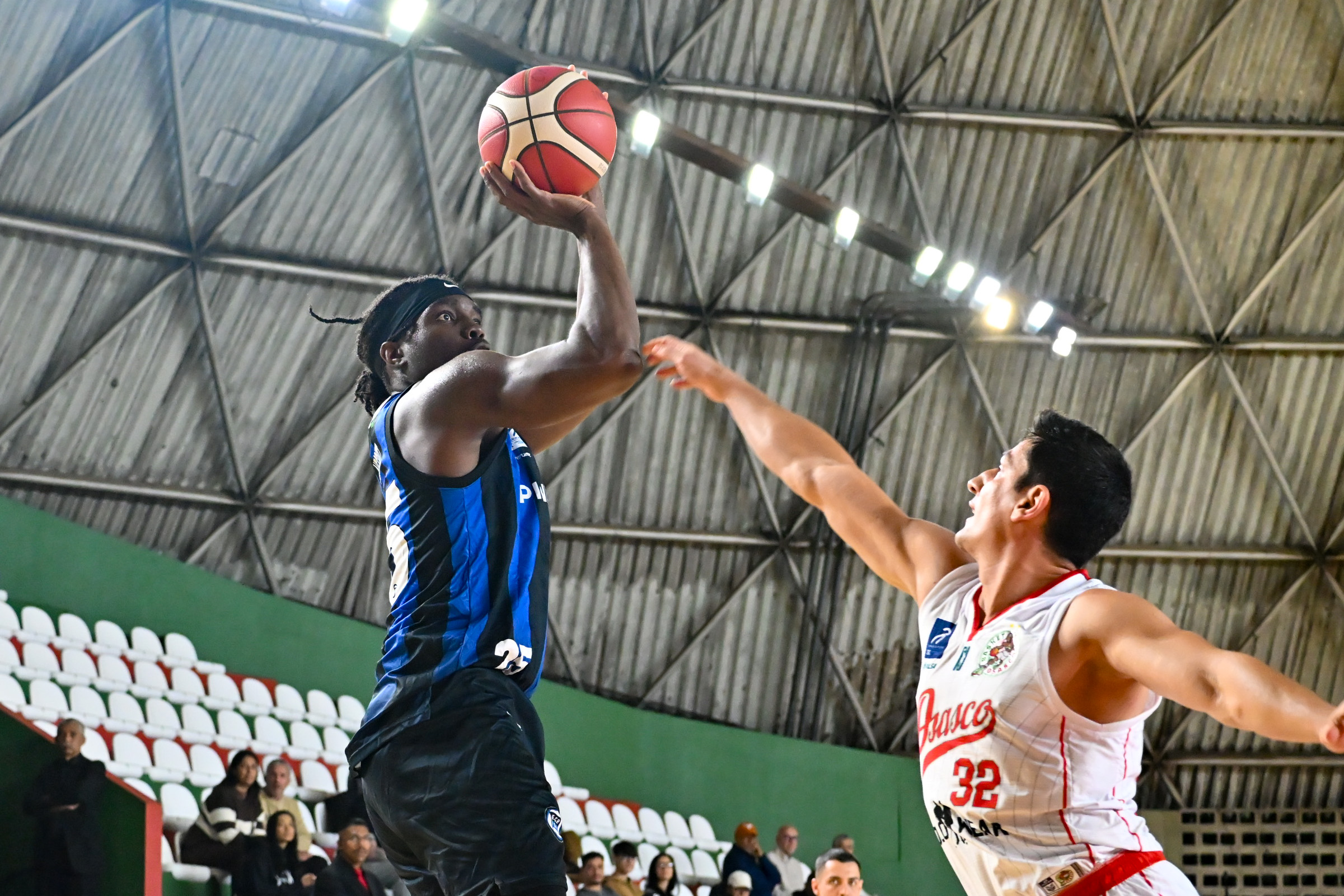 Pinheiros vence o Basket Osasco fora de casa pelo NBB