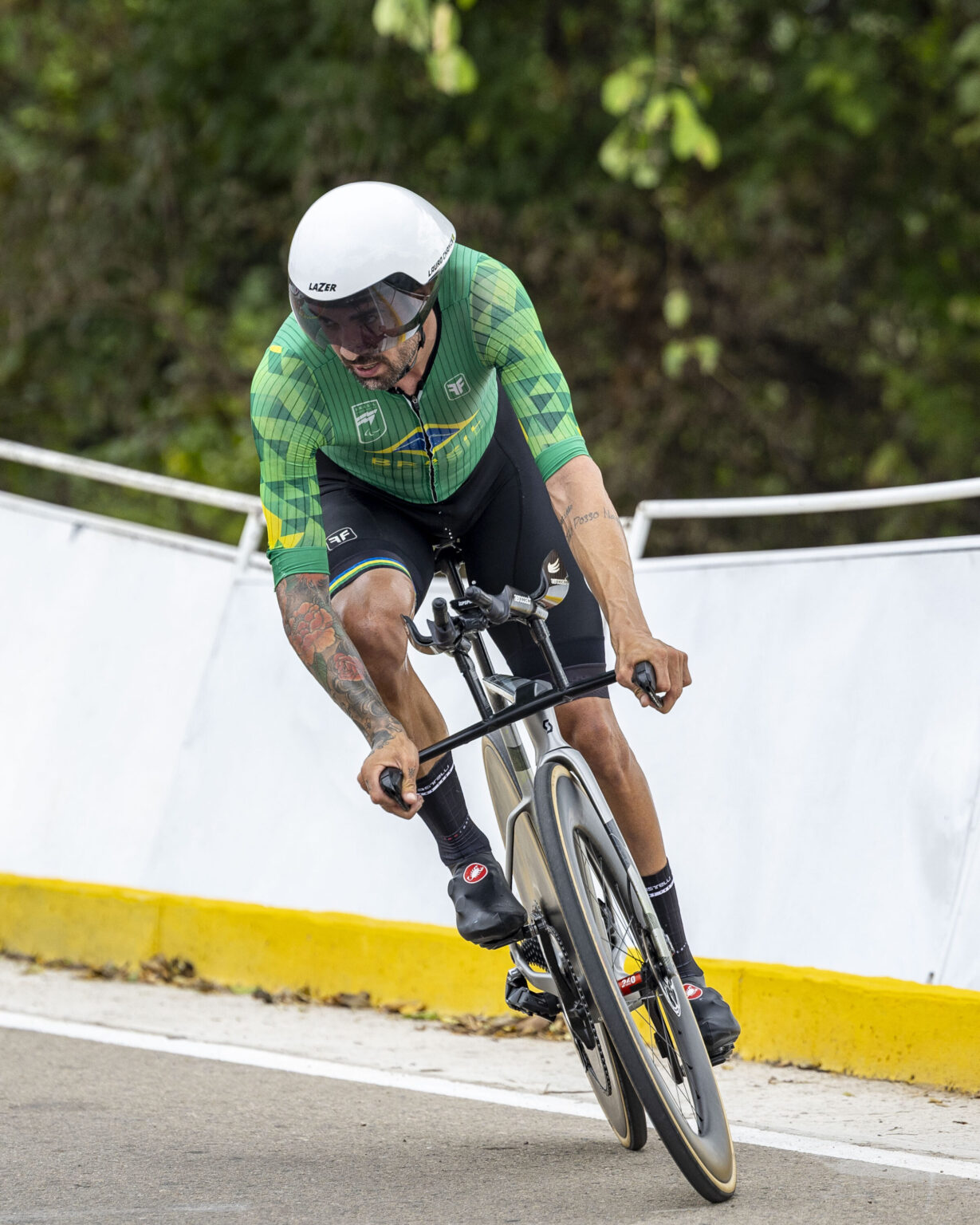 Lauro Chaman conquista prata e Brasil chega a quatro medalhas no Mundial de ciclismo de pista nos Países Baixos